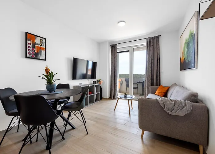 Bailey Apartment