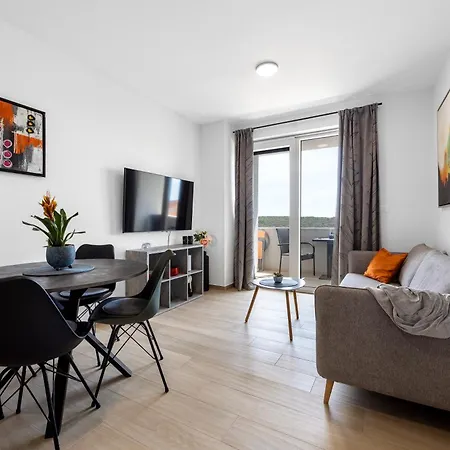Bailey Apartment